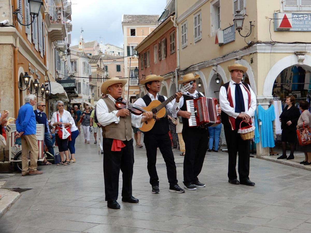 Sailor's Small * Corfu (city)